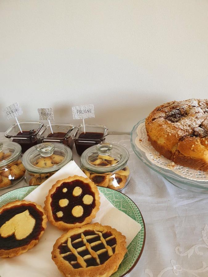 Casa Lunaria B&B Porto SantʼElpidio Екстериор снимка